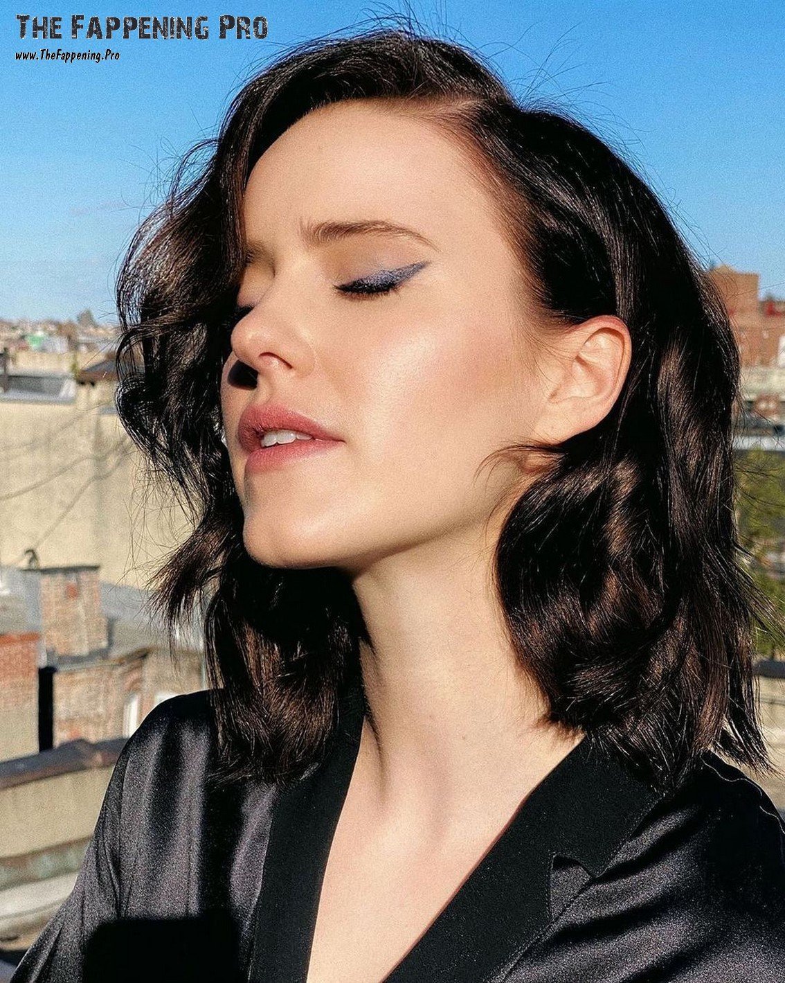 rachel-brosnahan-selfie-thefappening-cfd-2 rachel brosnahan selfie thefappening cfd 2