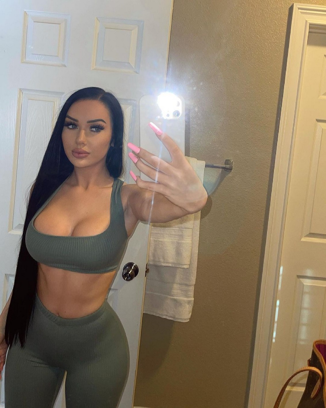 rachel-keren-sexy-thefappening-cfd-28 rachel keren sexy thefappening cfd 28