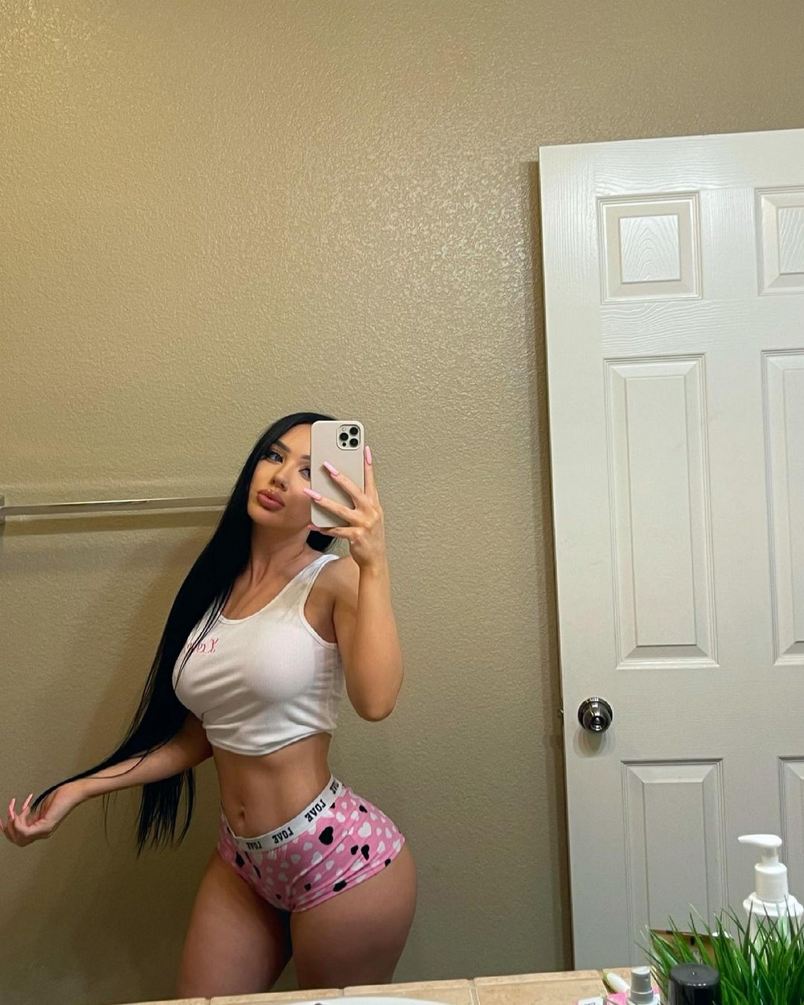 rachel-keren-sexy-thefappening-cfd-32 rachel keren sexy thefappening cfd 32