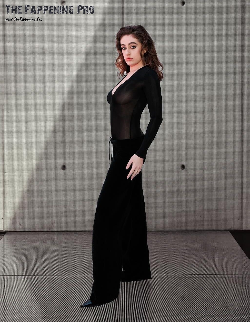 rachel-sennott-see-through-nudity-thefappening-cfd-11 rachel sennott see through nudity thefappening cfd 11