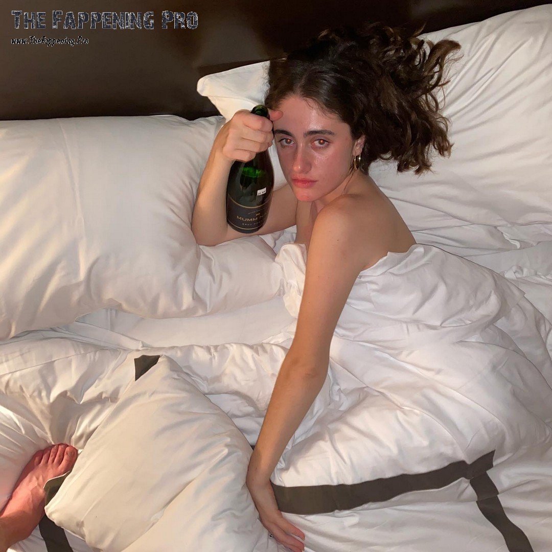rachel-sennott-sexy-thefappening-cfd-13 rachel sennott sexy thefappening cfd 13