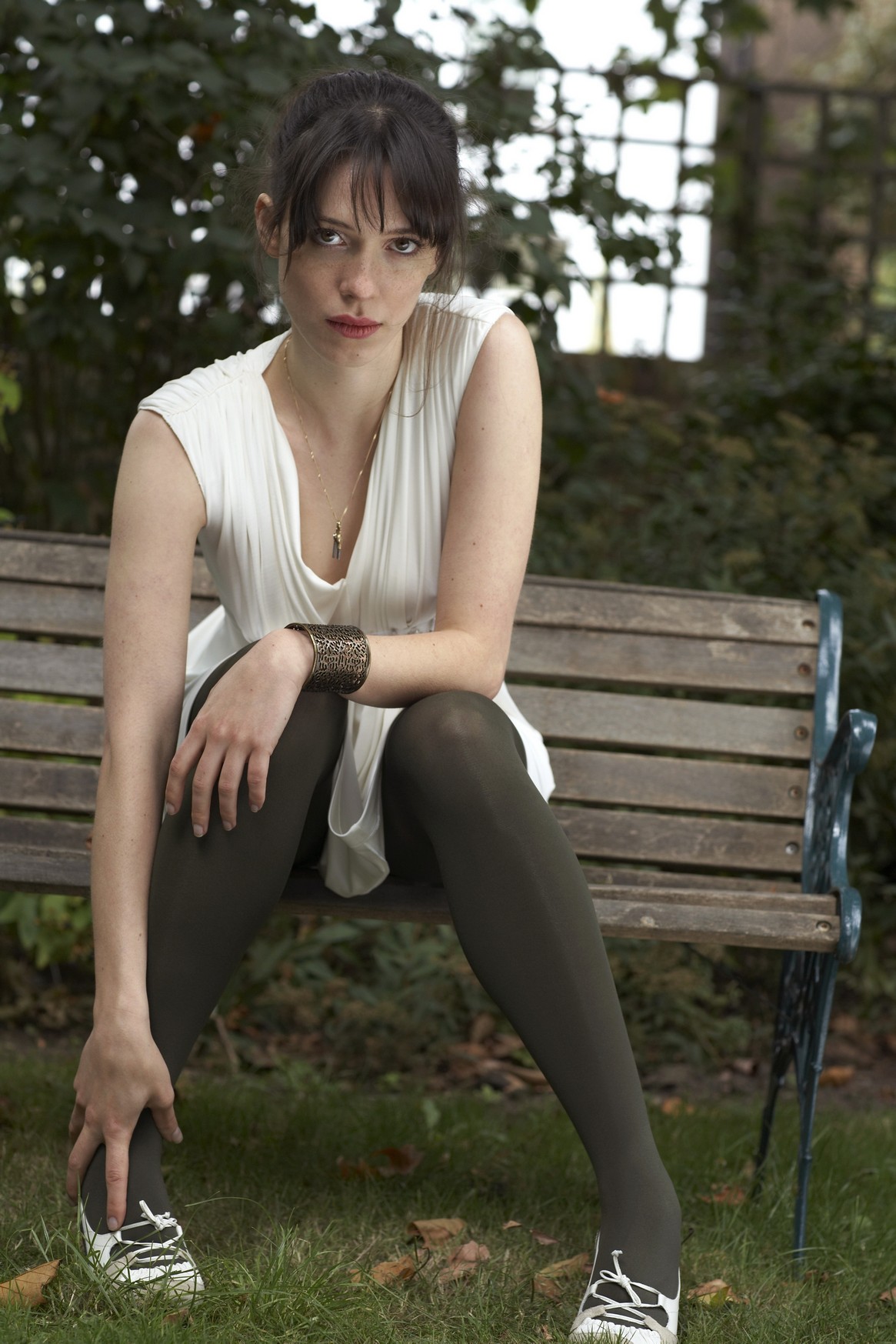 rebecca-hall-sexiset-pics-thefappening-cfd-1 Rebecca Hall Upskirt