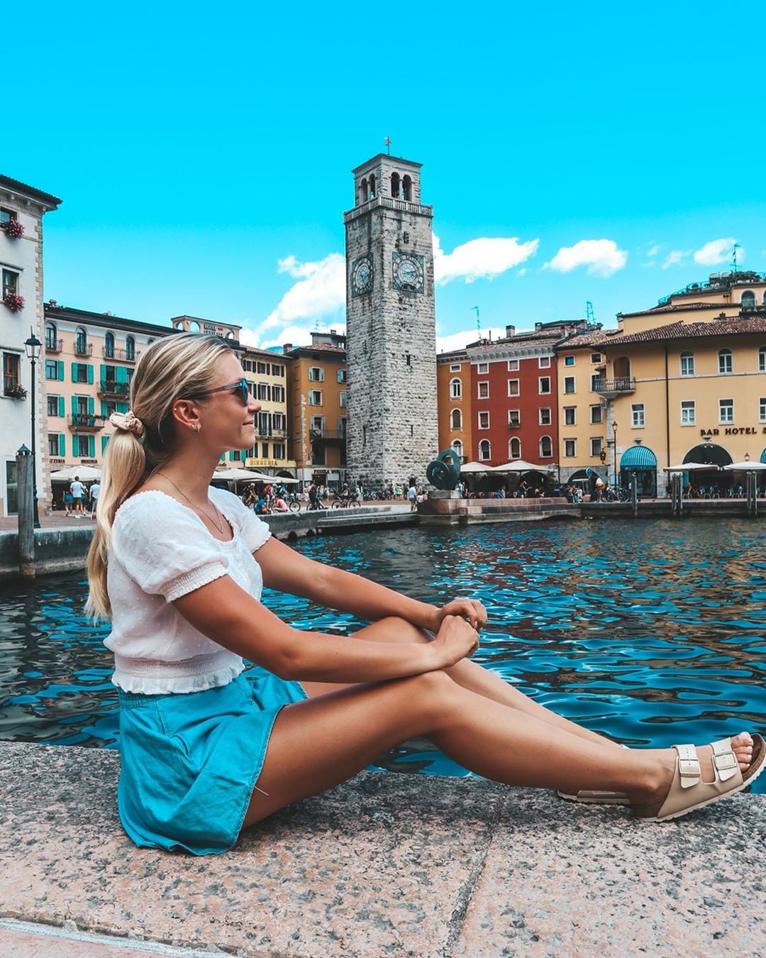 Regina Oja Sexy Legs