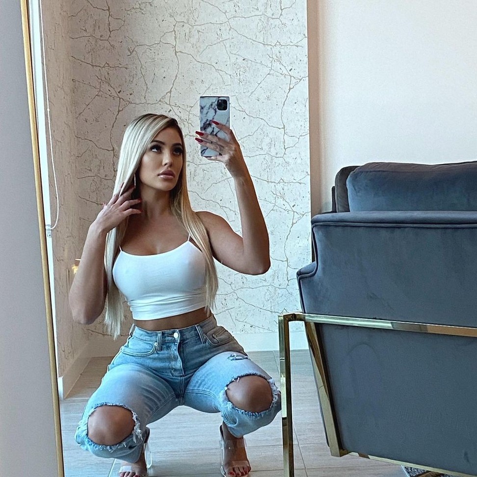 renee-estella-explicit-selfie-thefappening-cfd-2 Renee Estella Spread Legs Selfie