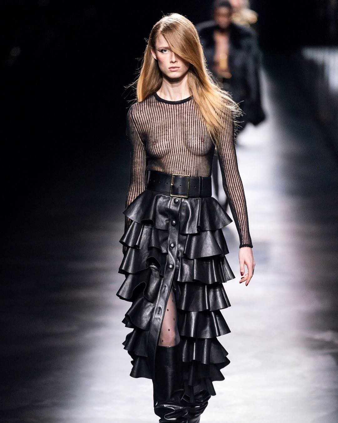 rianne-van-rompaey-topless-catwalk-2 rianne van rompaey topless catwalk 2