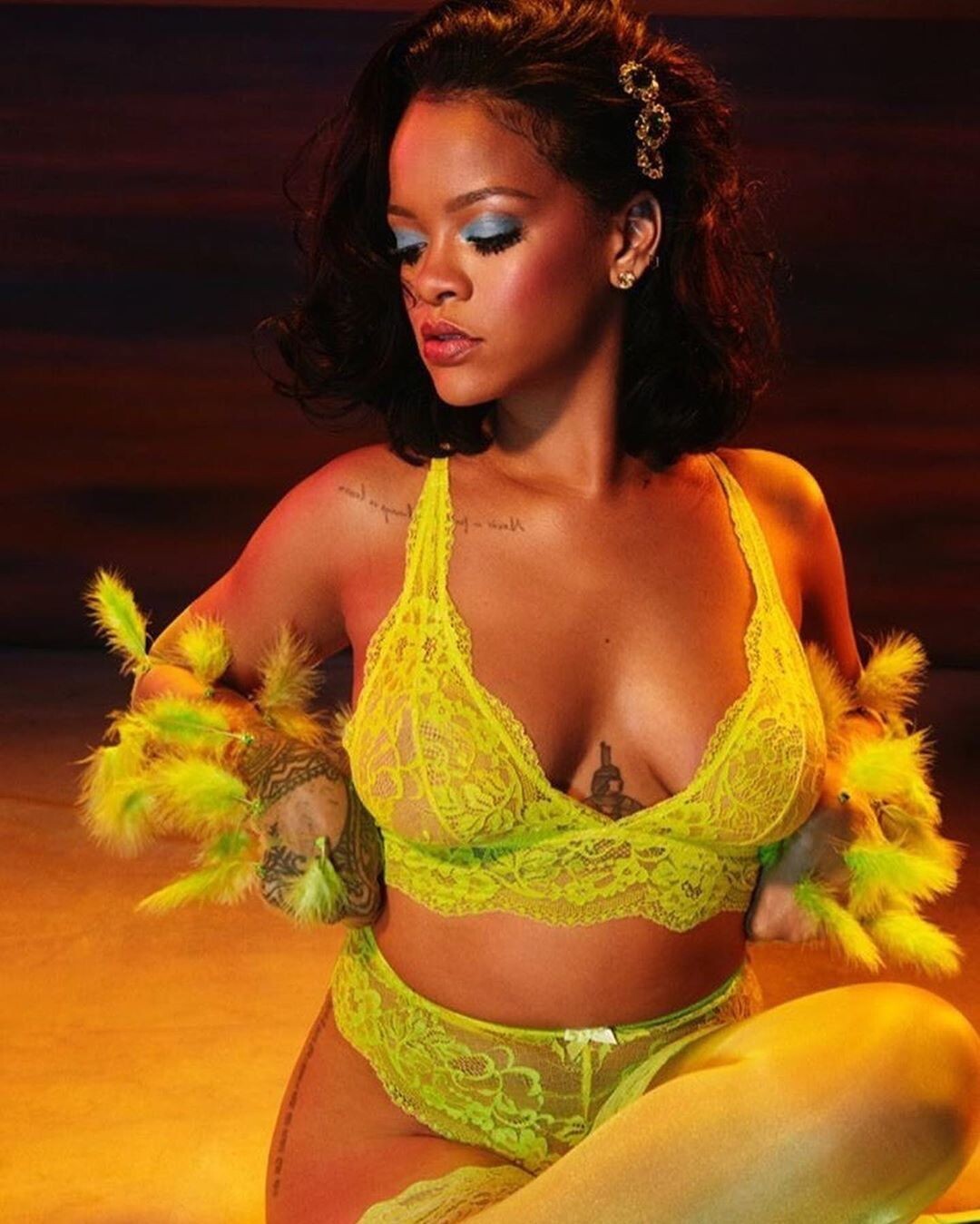 rihanna-hot-for-savage-x-fenty-9-1 Rihanna Hot for Savage X Fenty