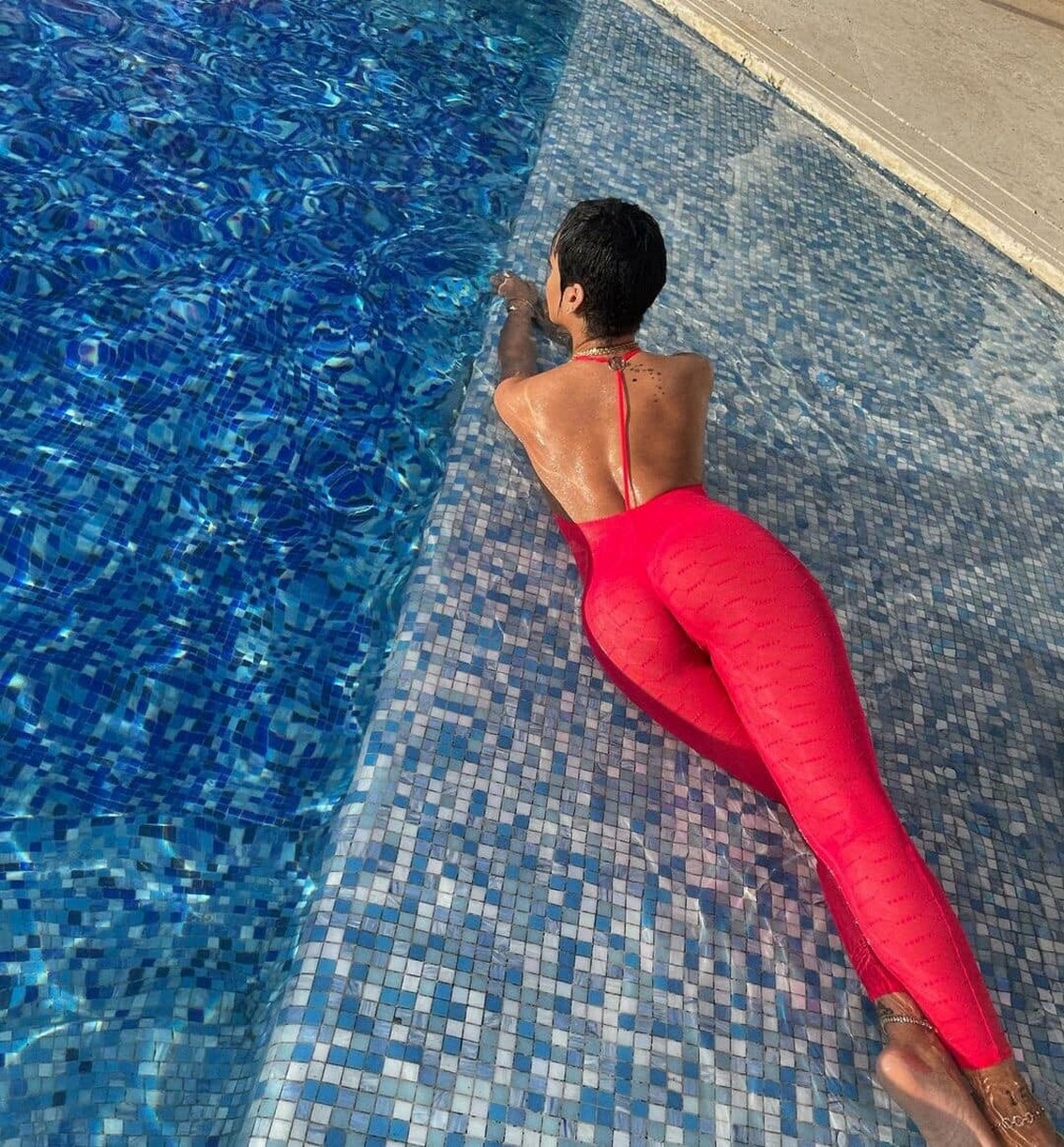 rihanna-hot-in-red-lingerie-thefappening-cfd-9 rihanna hot in red lingerie thefappening cfd 9