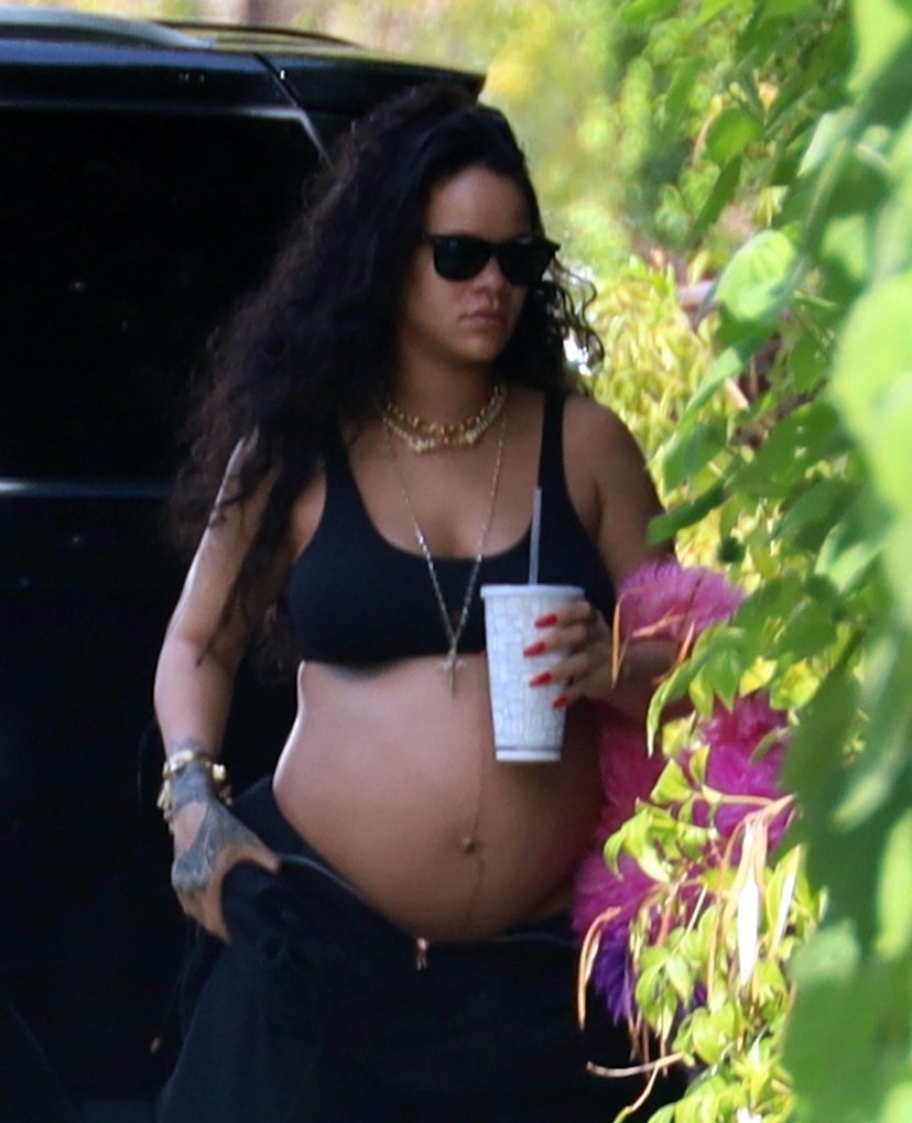 rihanna-hot-pregnant-thefappening-pro-1 Rihanna Hot