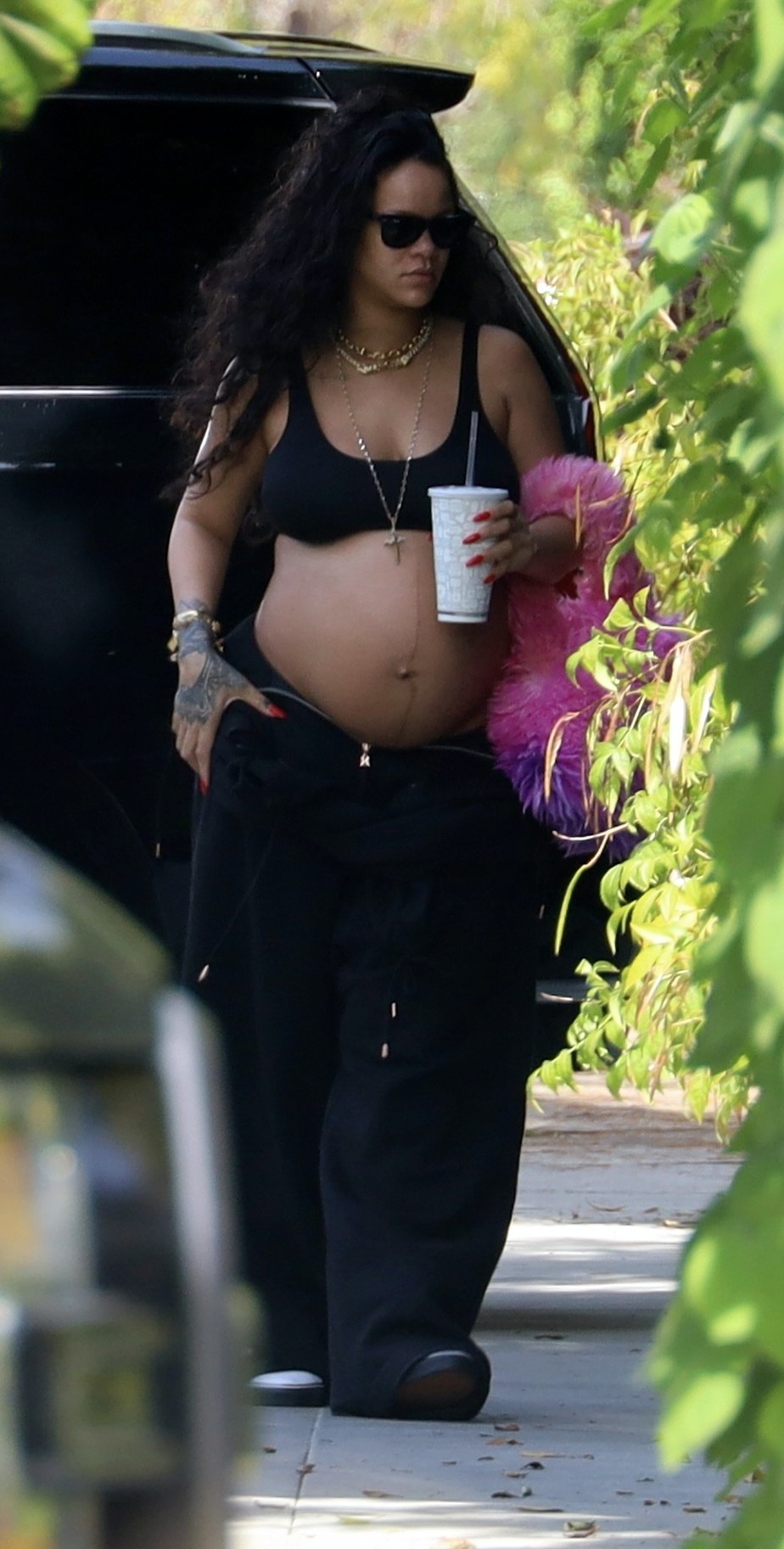 rihanna-hot-pregnant-thefappening-pro-3 Rihanna Pregnant