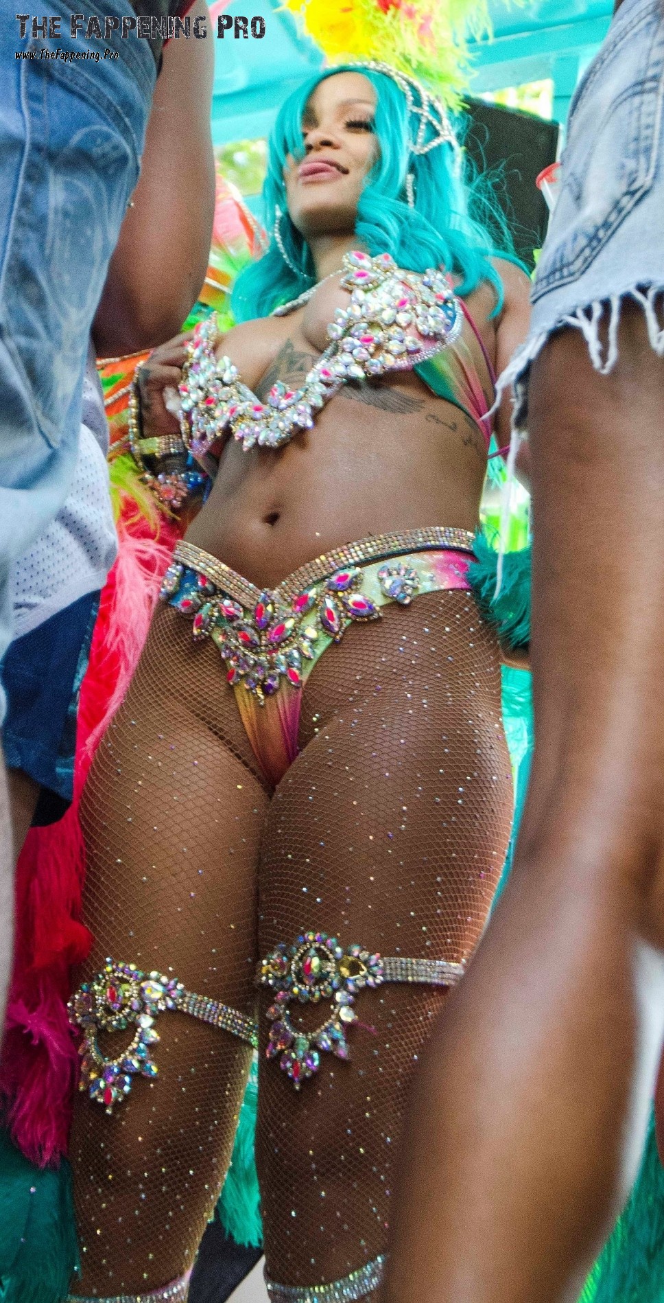 rihanna-hot-thefappening-cfd-18 Rihanna Sexy