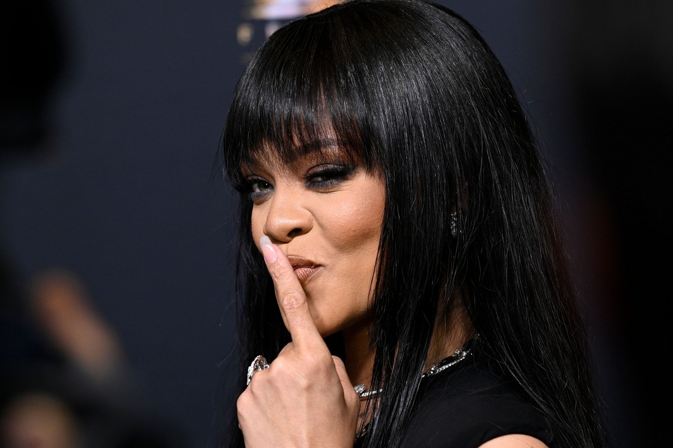 rihanna-in-stockings-thefappening-cfd-10 rihanna in stockings thefappening cfd 10