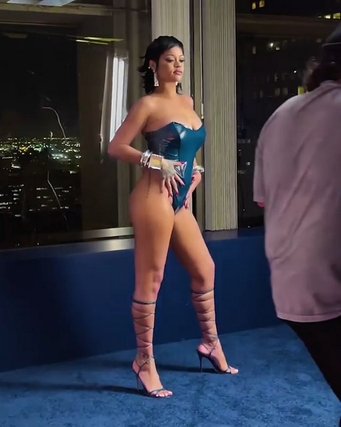 rihanna-naked-ass-thefappening-cfd-6 Rihanna Fappening
