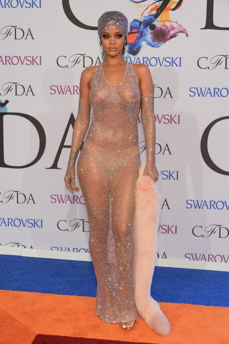 rihanna-naked-dress-thefappening-cfd-105 Rihanna See Through