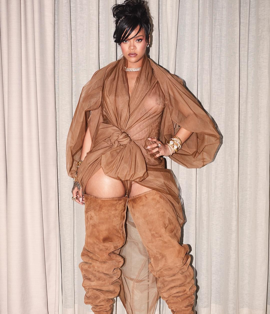 rihanna-nude-leaks-oceans8-1 rihanna nude leaks oceans8 1