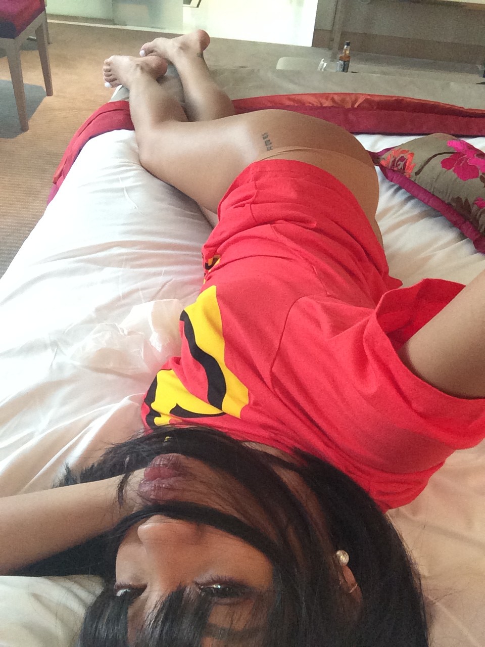 rihanna-nude-leaks-oceans8-25 rihanna nude leaks oceans8 25
