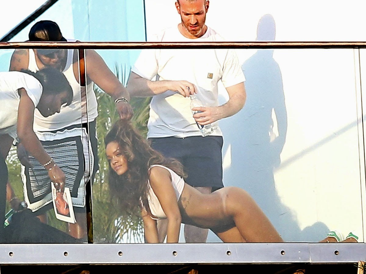 rihanna-nude-the-fappening-pro-9 rihanna nude the fappening pro 9