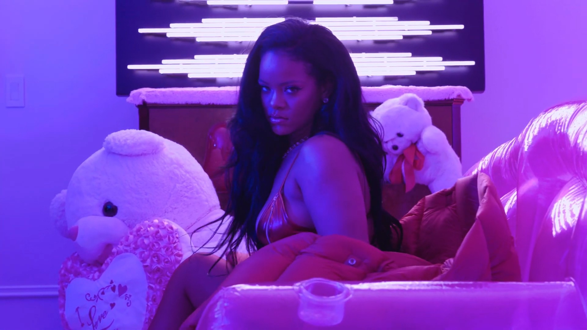 rihanna-savage-x-fenty-valentines-day-thefappening-cfd-10 rihanna savage x fenty valentines day thefappening cfd 10