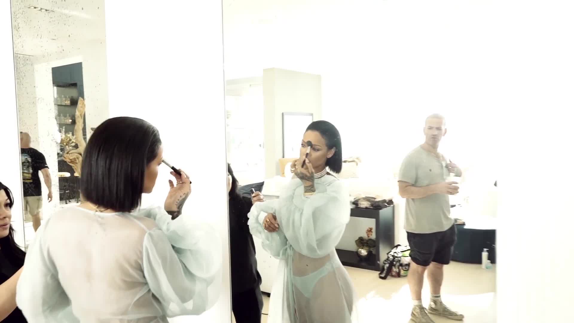 Rihanna-See-Through-Naked-5
