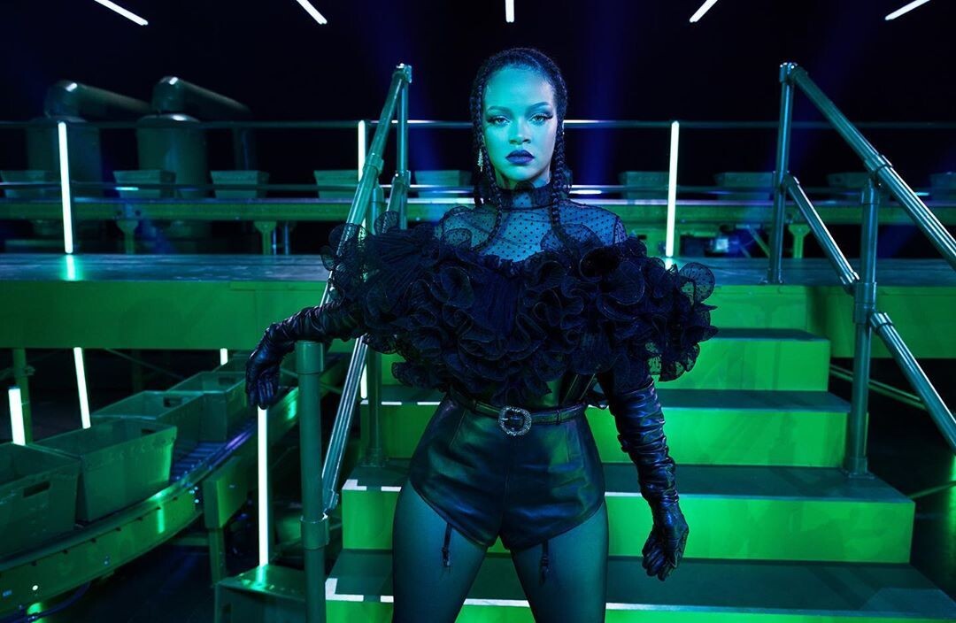 rihanna-sexy-in-lingerie-thefappeningpro-4 rihanna sexy in lingerie thefappeningpro 4