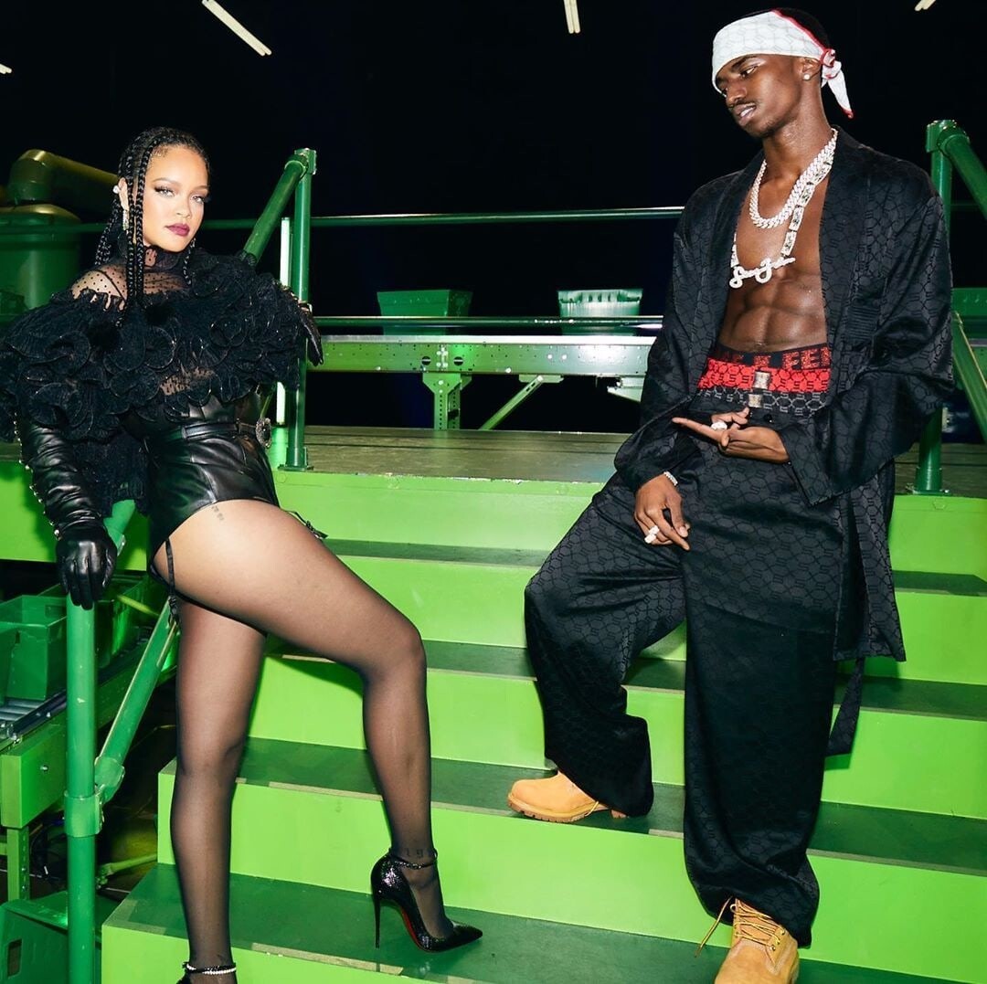 rihanna-sexy-in-lingerie-thefappeningpro-9 rihanna sexy in lingerie thefappeningpro 9