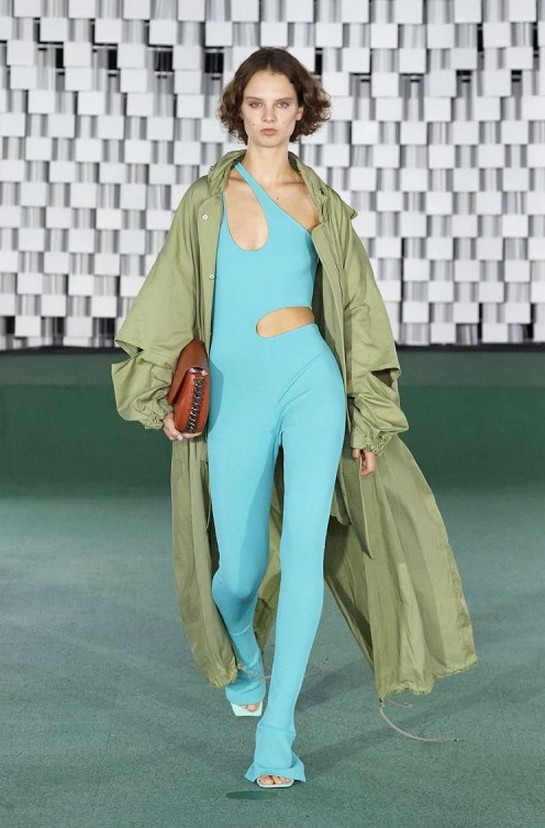 rihanna-sexy-pregnant-thefappening-cfd-1 Stella McCartney Jumpsuit