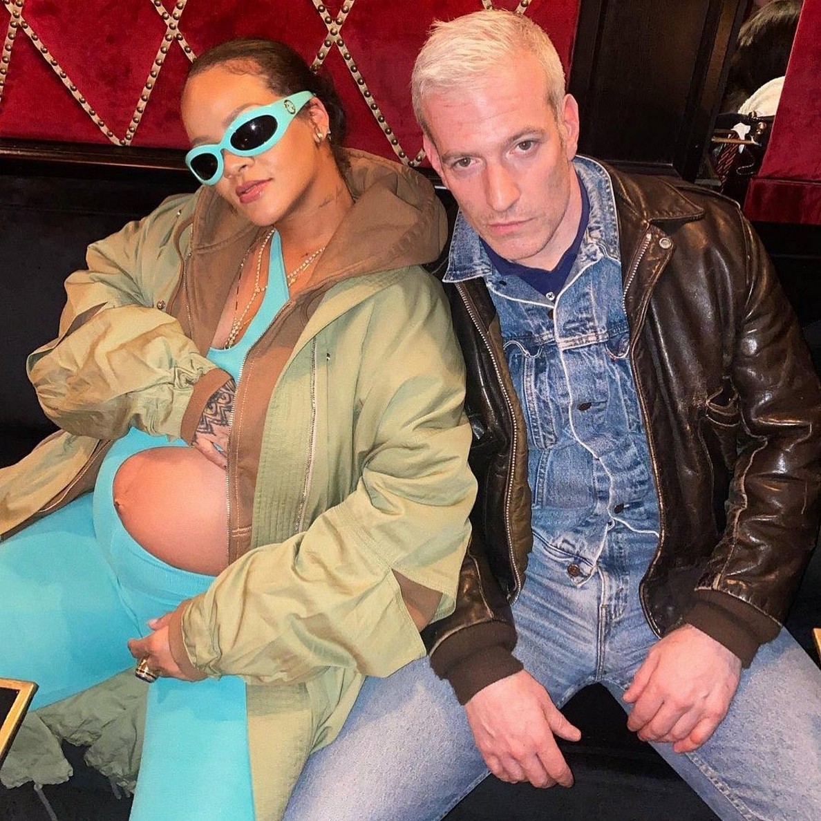 rihanna-sexy-pregnant-thefappening-cfd-2 Rihanna Preggo Baby Bump