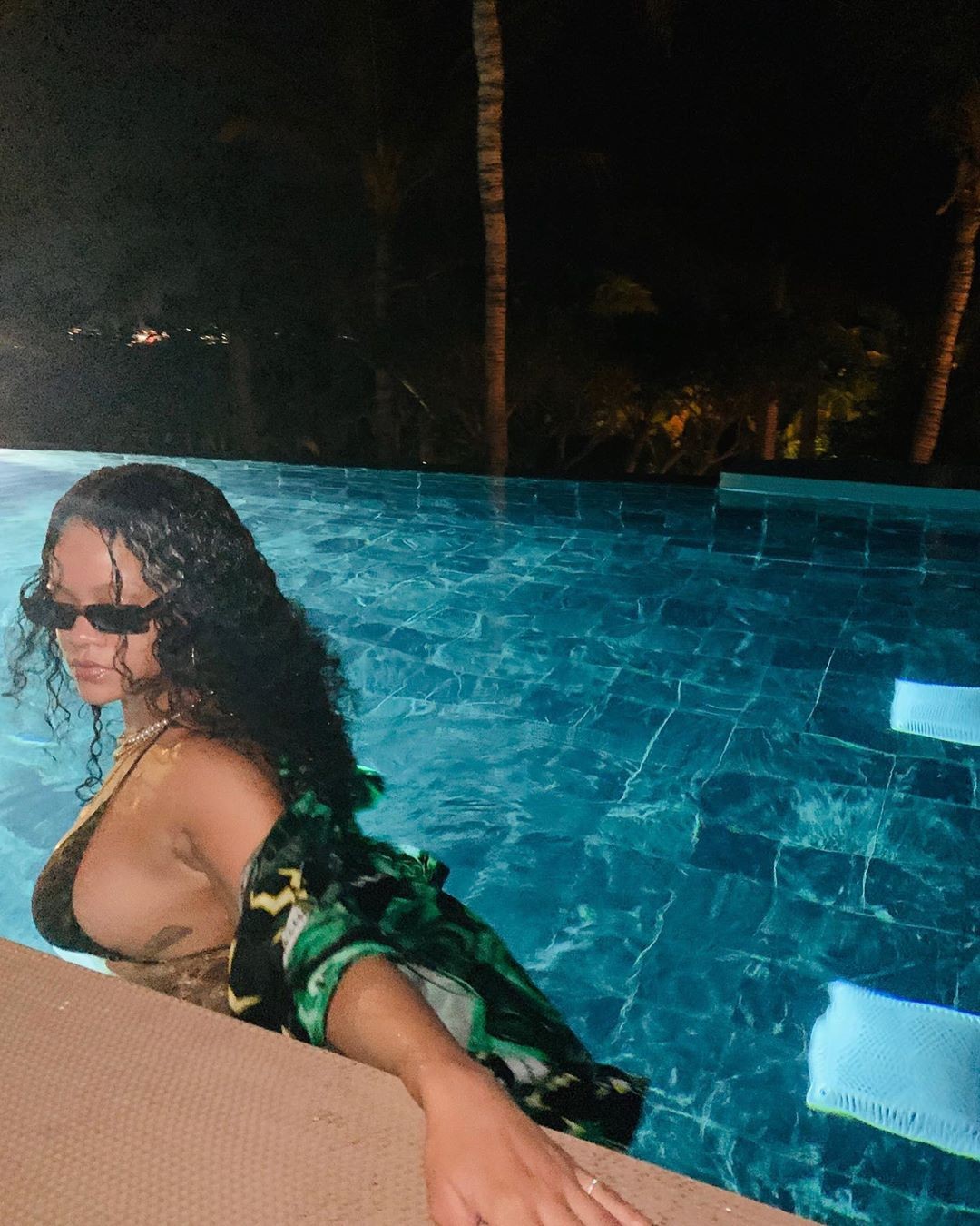 rihanna-sexy-thefappening-cfd-13 rihanna sexy thefappening cfd 13