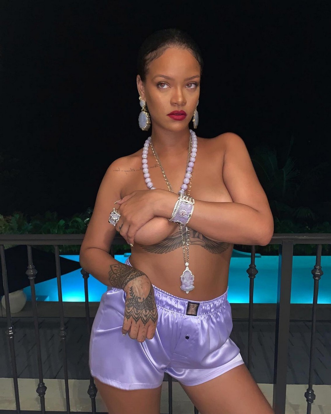 rihanna-topless-for-savage-x-fenty-thefappening-cfd-1-1 Rihanna Topless For Savage X Fenty