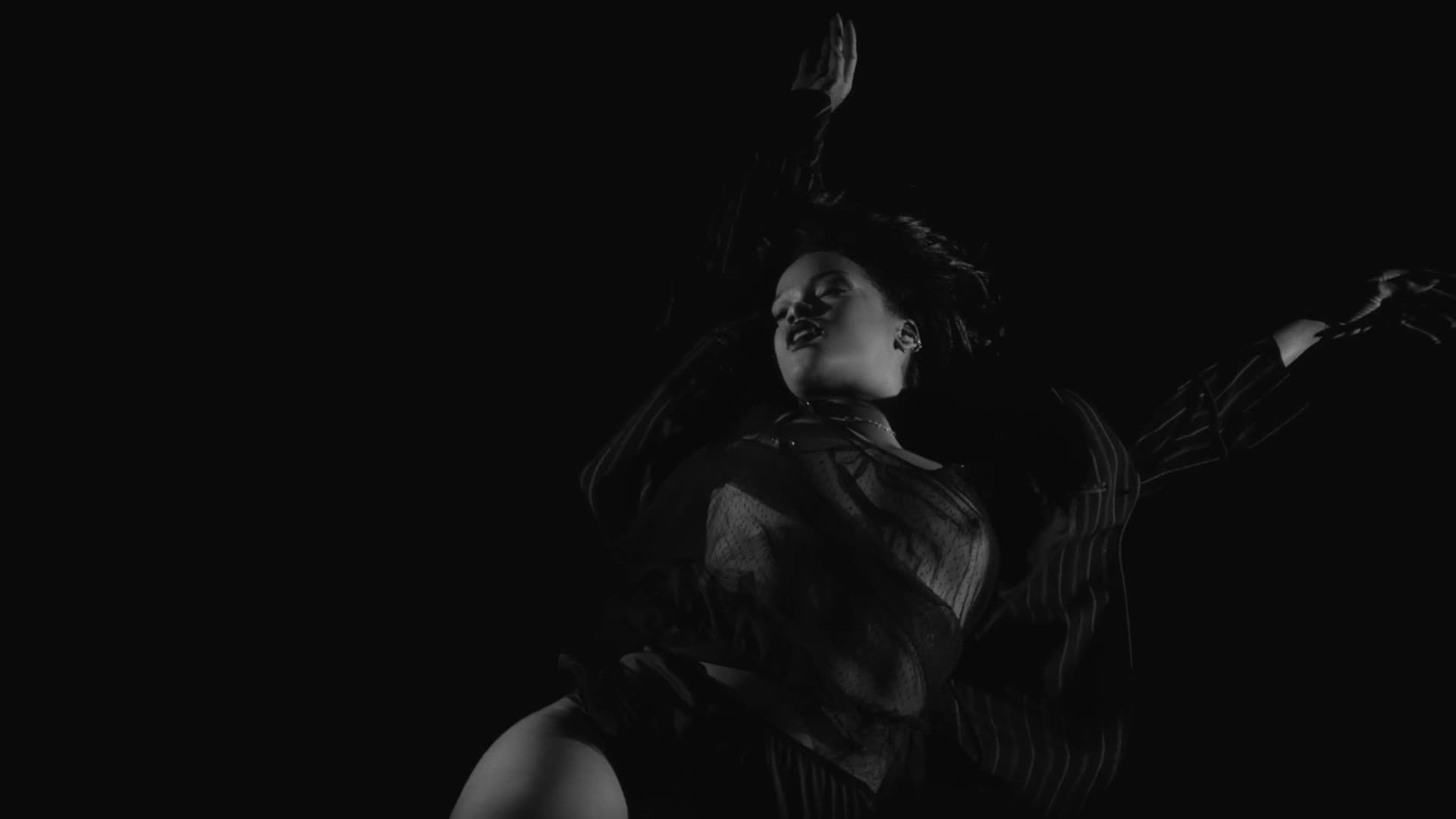 rihanna-topless-see-through-14 Rihanna-Topless-See-Through-14