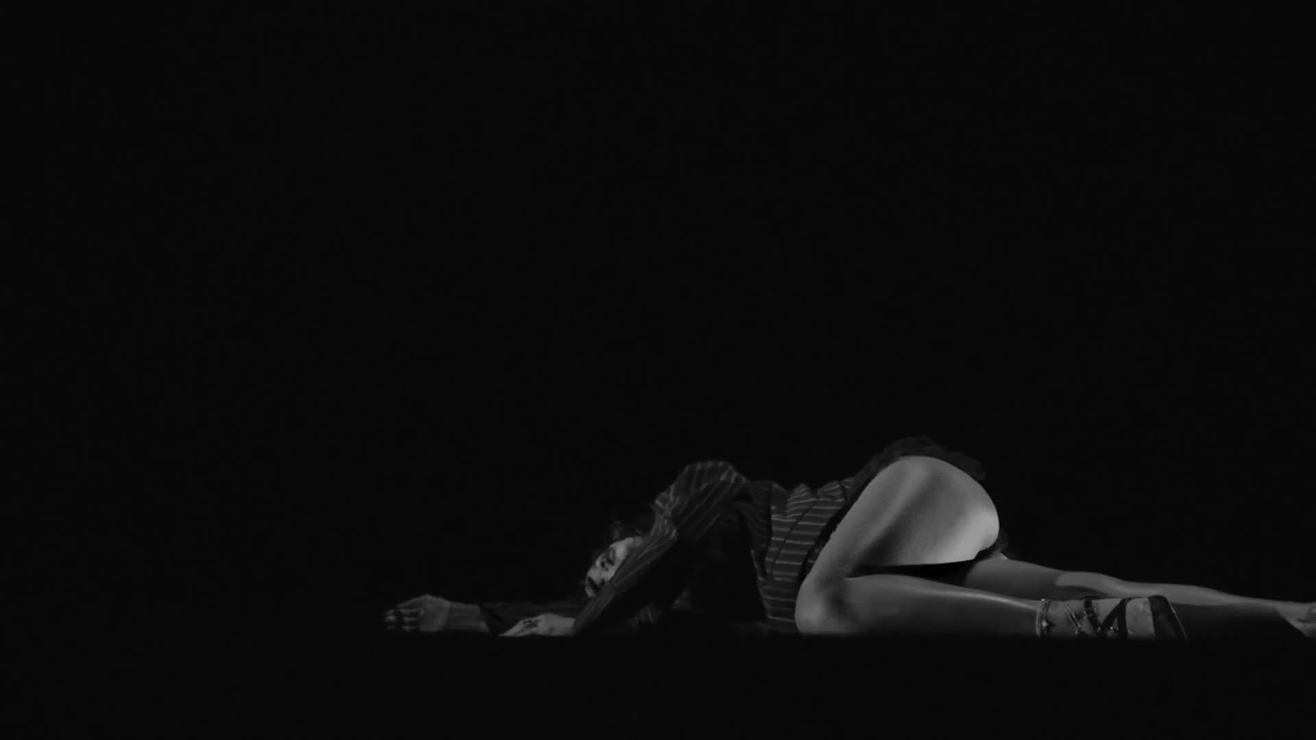 rihanna-topless-see-through-4 Rihanna-Topless-See-Through-4