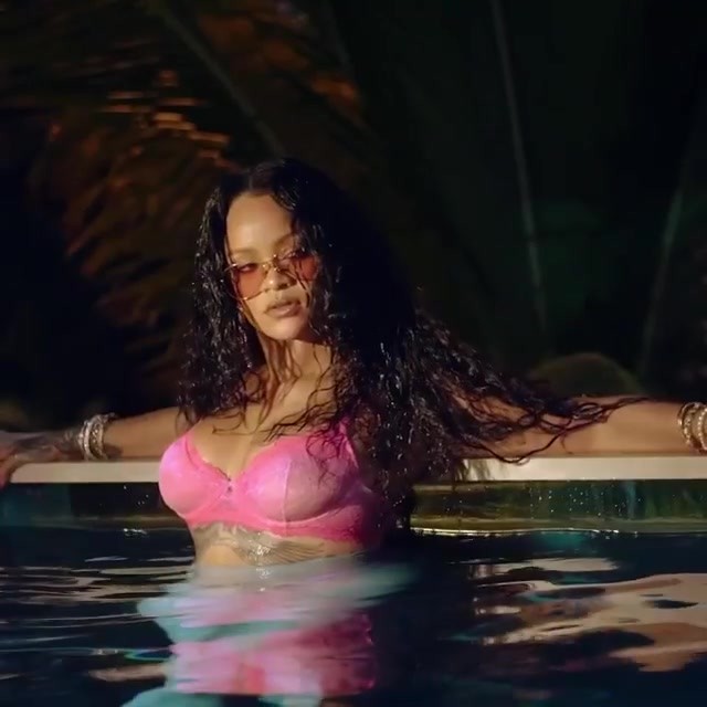rihanna-vs-plus-size-girl-in-savage-x-fenty-thefappening-pro-11 rihanna vs plus size girl in savage x fenty thefappening pro 11