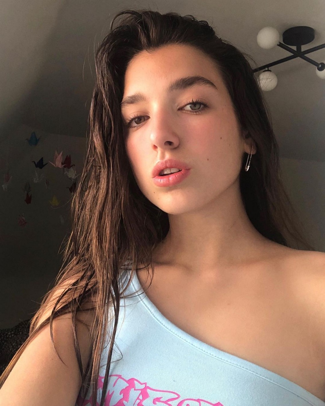 rina-lipa-selfie-with-heterochromia-thefappening-cfd-20 Rina Lipa DIfferent Eyes