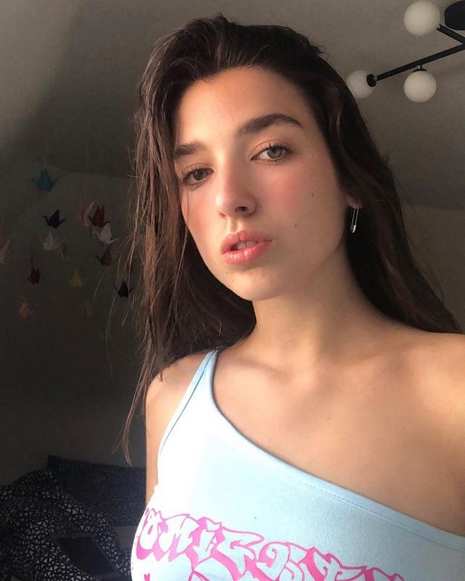 rina-lipa-selfie-with-heterochromia-thefappening-cfd-3 Rina Lipa Selfie With Heterochromia