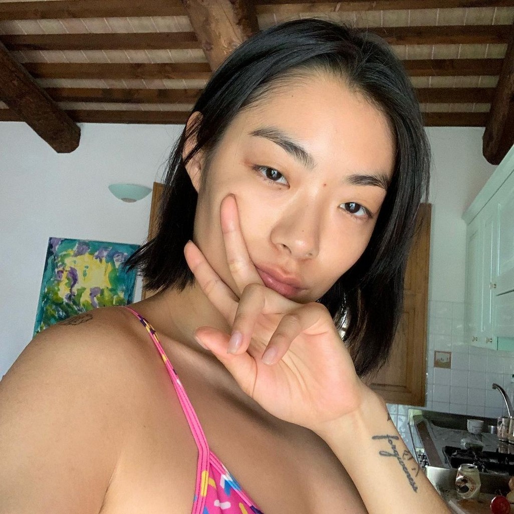 rina-sawayama-skinny-in-a-bikini-thefappening-cfd-2 Rina Sawayama Wearing Bikini Top