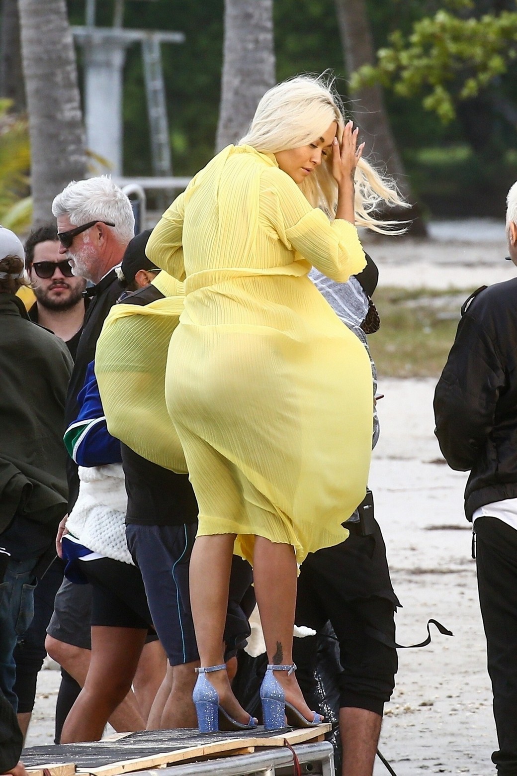 rita-ora-ass-upskirt-thefappening-cfd-18 rita ora ass upskirt thefappening cfd 18