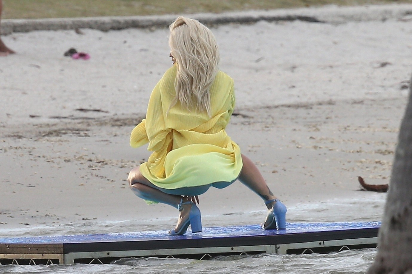 rita-ora-ass-upskirt-thefappening-cfd-23 rita ora ass upskirt thefappening cfd 23