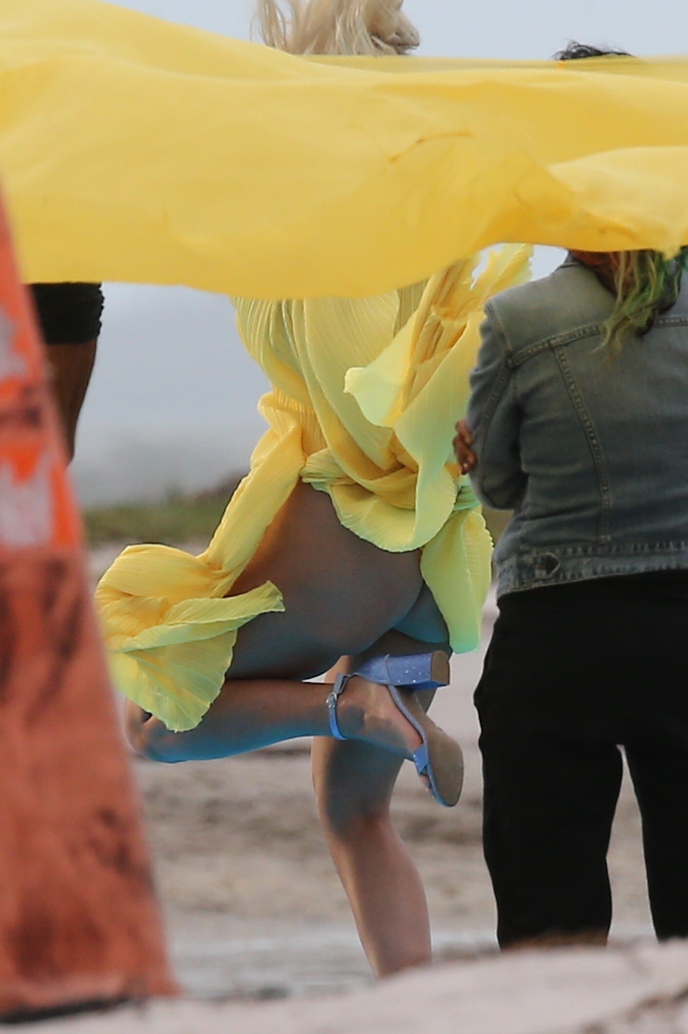 rita-ora-ass-upskirt-thefappening-cfd-33 rita ora ass upskirt thefappening cfd 33