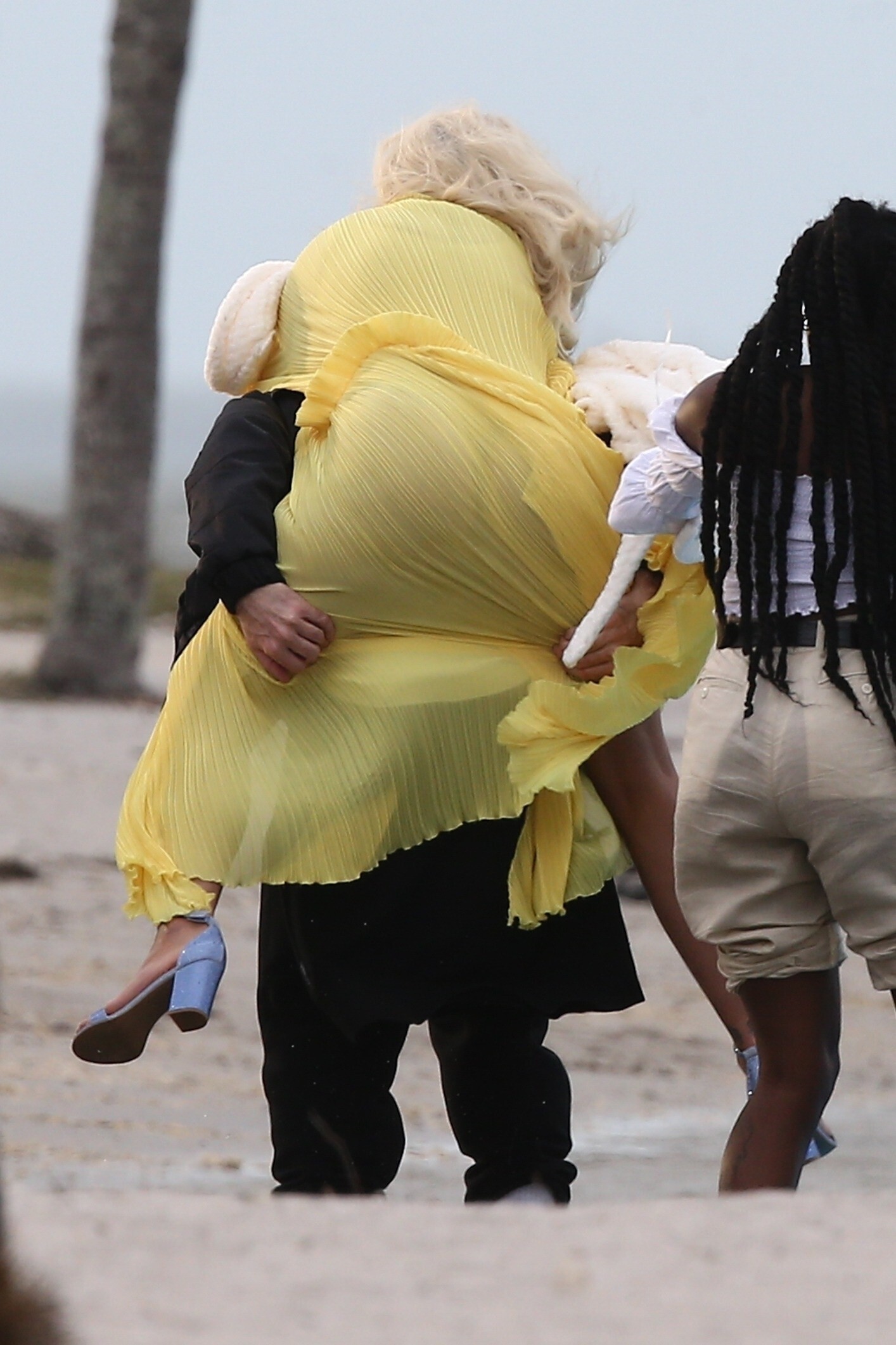 rita-ora-ass-upskirt-thefappening-cfd-42 rita ora ass upskirt thefappening cfd 42
