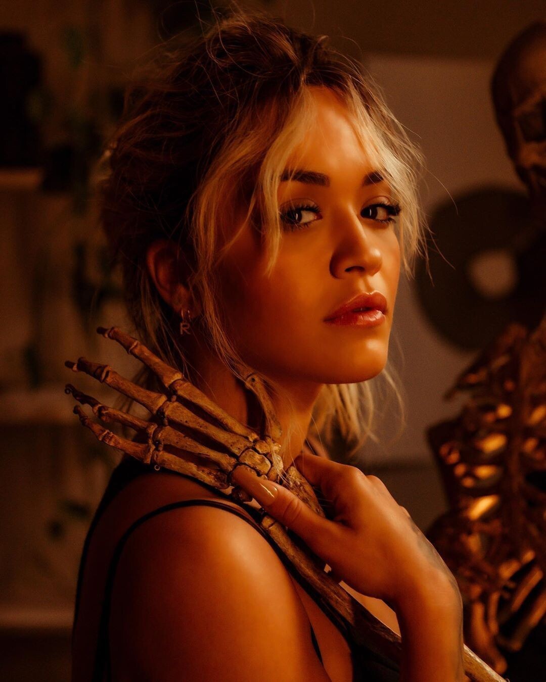 rita-ora-braless-in-how-to-be-lonely-thefappening-pro-15 rita ora braless in how to be lonely thefappening pro 15