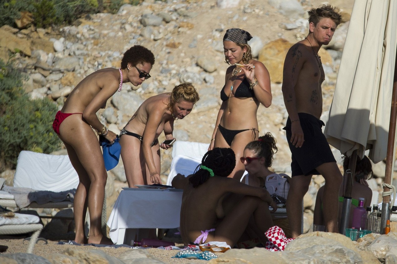 rita-ora-breaking-bad-and-having-fun-nude-in-ibiza-thefappening-cfd-19 rita ora breaking bad and having fun nude in ibiza thefappening cfd 19