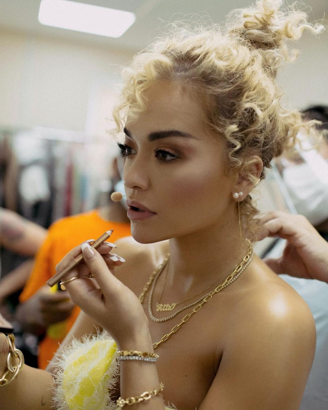 rita-ora-bts-the-masked-singer-uk-thefappening-cfd-4 rita ora bts the masked singer uk thefappening cfd 4