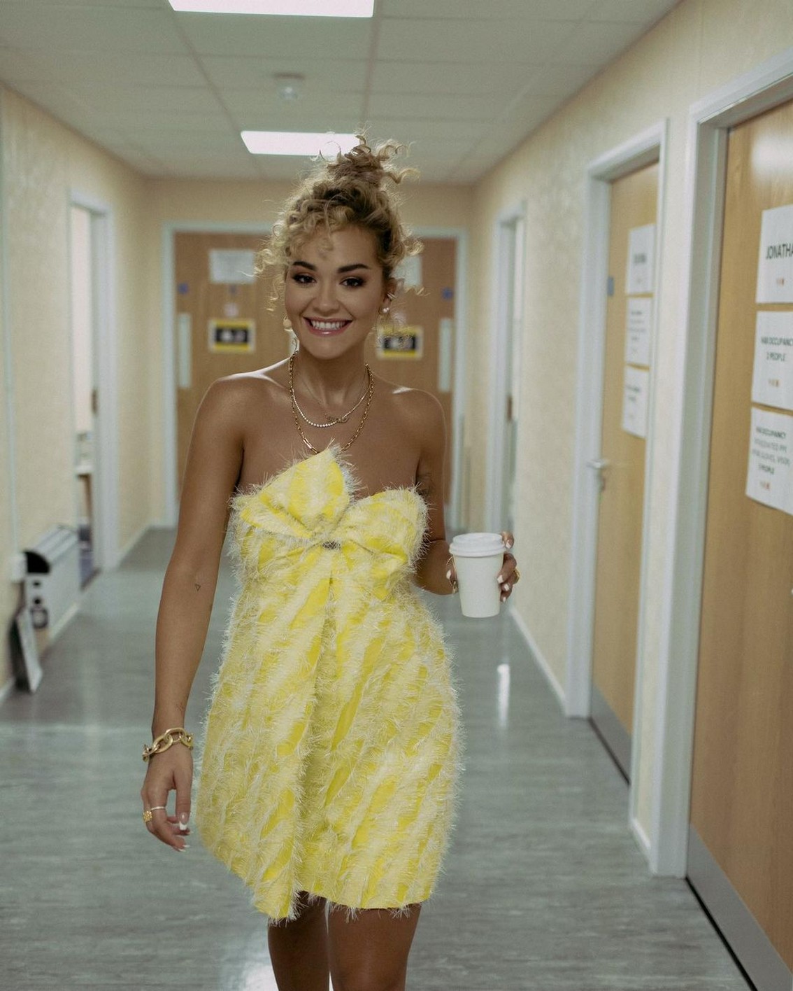 rita-ora-bts-the-masked-singer-uk-thefappening-cfd-5 rita ora bts the masked singer uk thefappening cfd 5