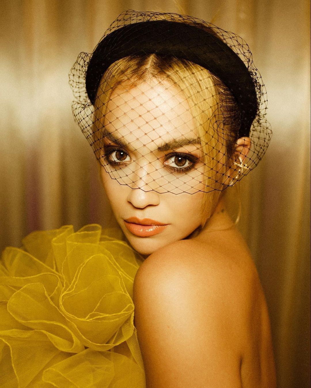 rita-ora-sexy-in-yellow-dress-at-mtv-emas-2020-thefappening-cfd-20 rita ora sexy in yellow dress at mtv emas 2020 thefappening cfd 20