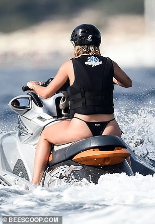 rita-ora-sexy-thefappening-cfd-24 rita ora sexy thefappening cfd 24