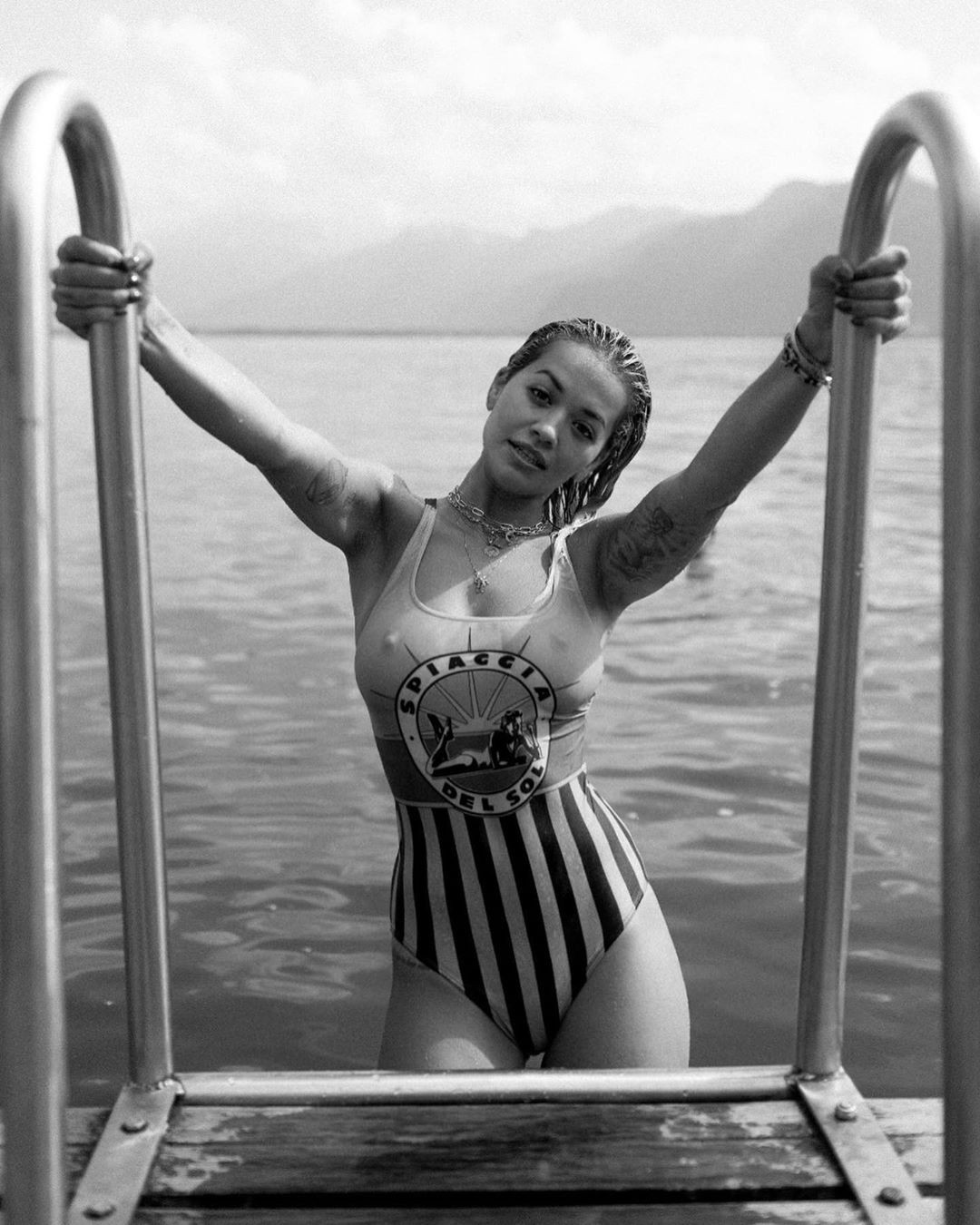 rita-ora-tits-thefappening-cfd-1 Rita Ora See Through