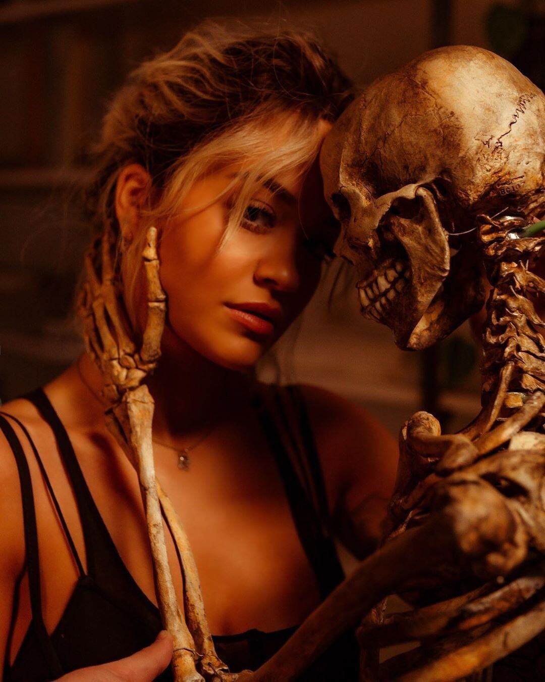 rita-ora-topless-bts-thefappening-pro-10 rita ora topless bts thefappening pro 10