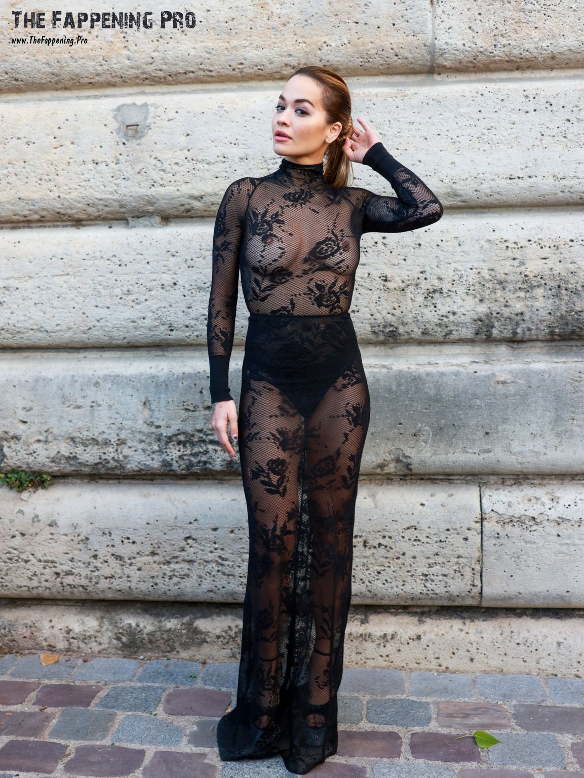 rita-ora-topless-thefappening-cfd-19 rita ora topless thefappening cfd 19
