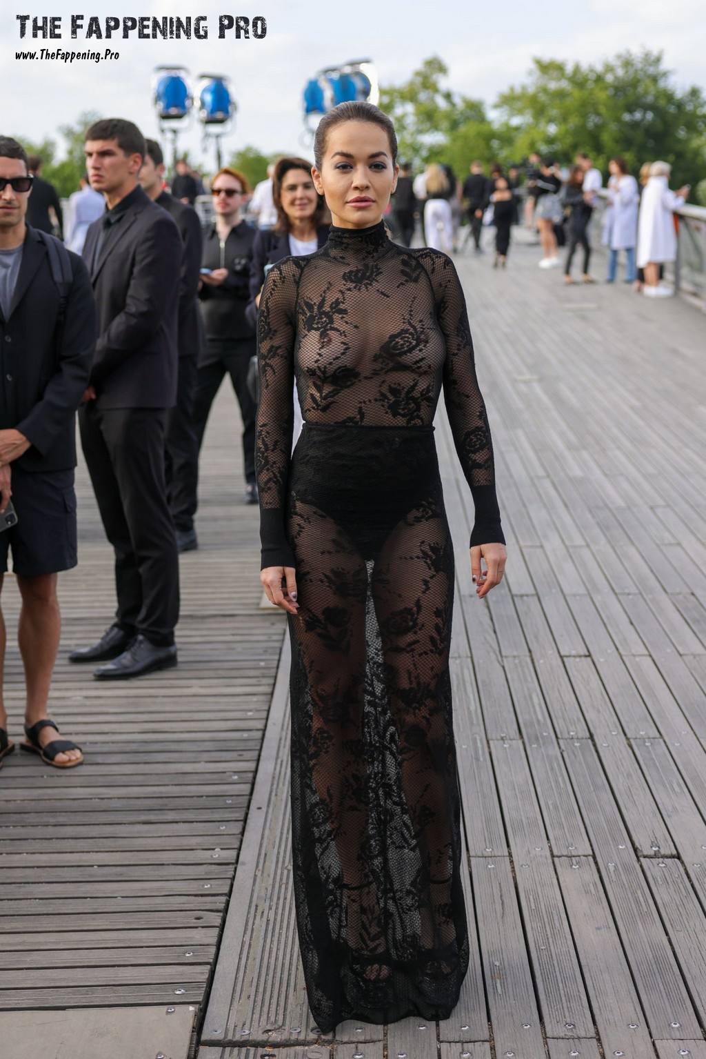 rita-ora-topless-thefappening-cfd-5 rita ora topless thefappening cfd 5