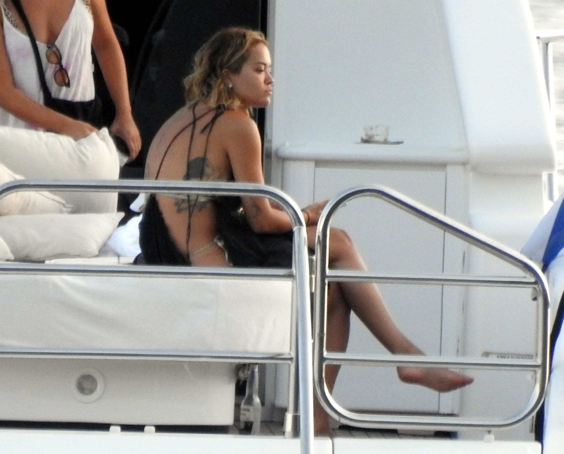 rita-ora-wears-a-shameless-dress-thefappening-cfd-4 rita ora wears a shameless dress thefappening cfd 4