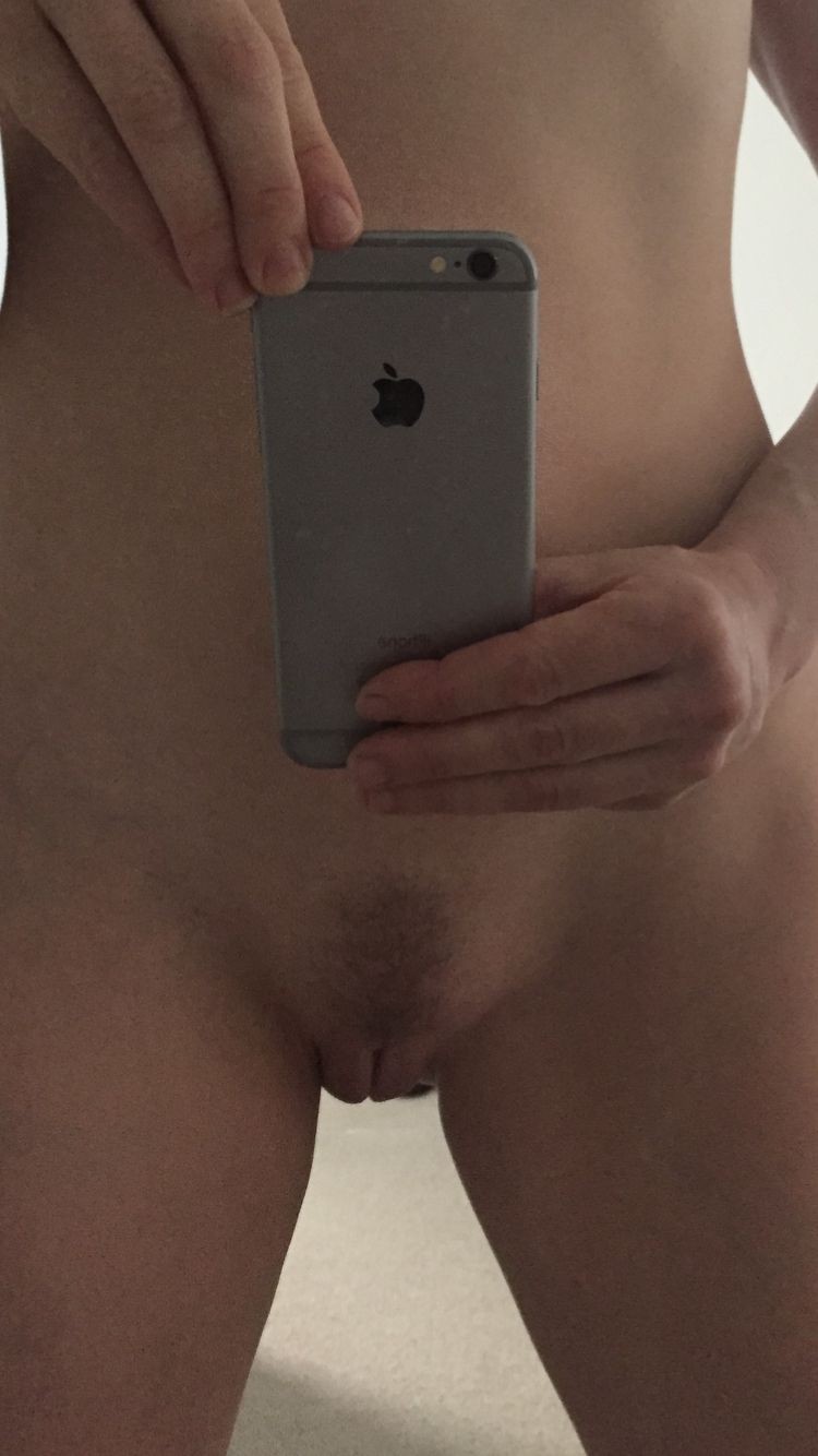 rose-mcgowan-leaked-thefappening-cfd-129 Rose McGowan Pussy